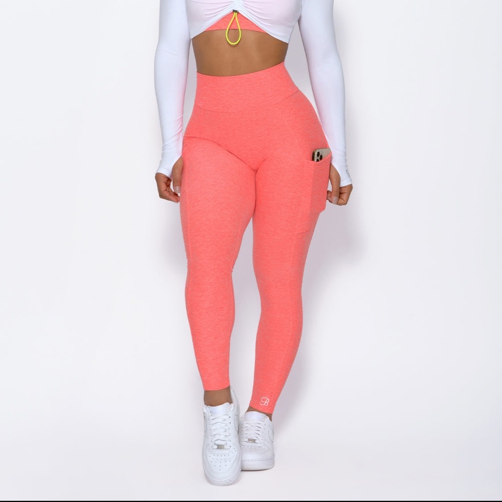 Bombshell Curves leggings. Small. Coral